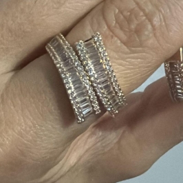 Anel Fileiras em Baguete e Zircônias