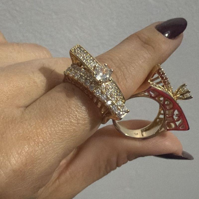 Anel Solitário e Dupla Fileira Cravejada