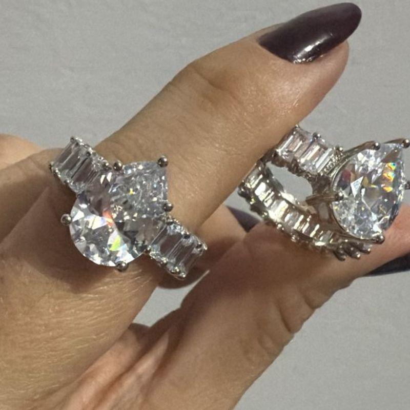 Anel Solitário Gota Aro em Zircônias Baguetes